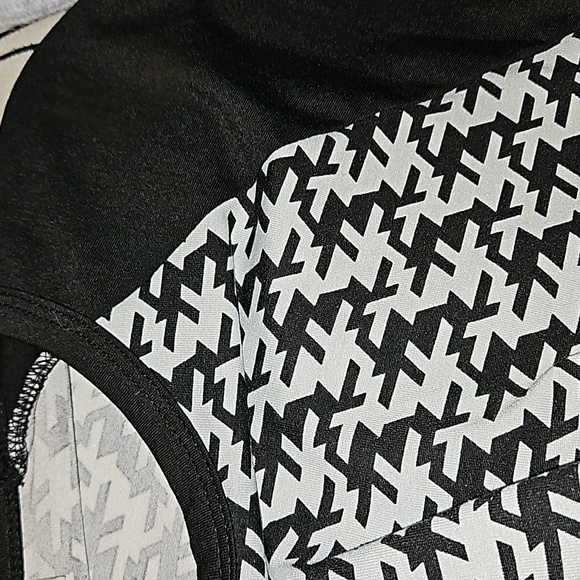 New,  LuLa Roe Randy Top - Picture 6 of 6